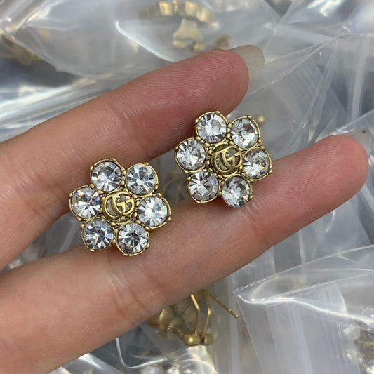 Gi Diamond Flower Earring