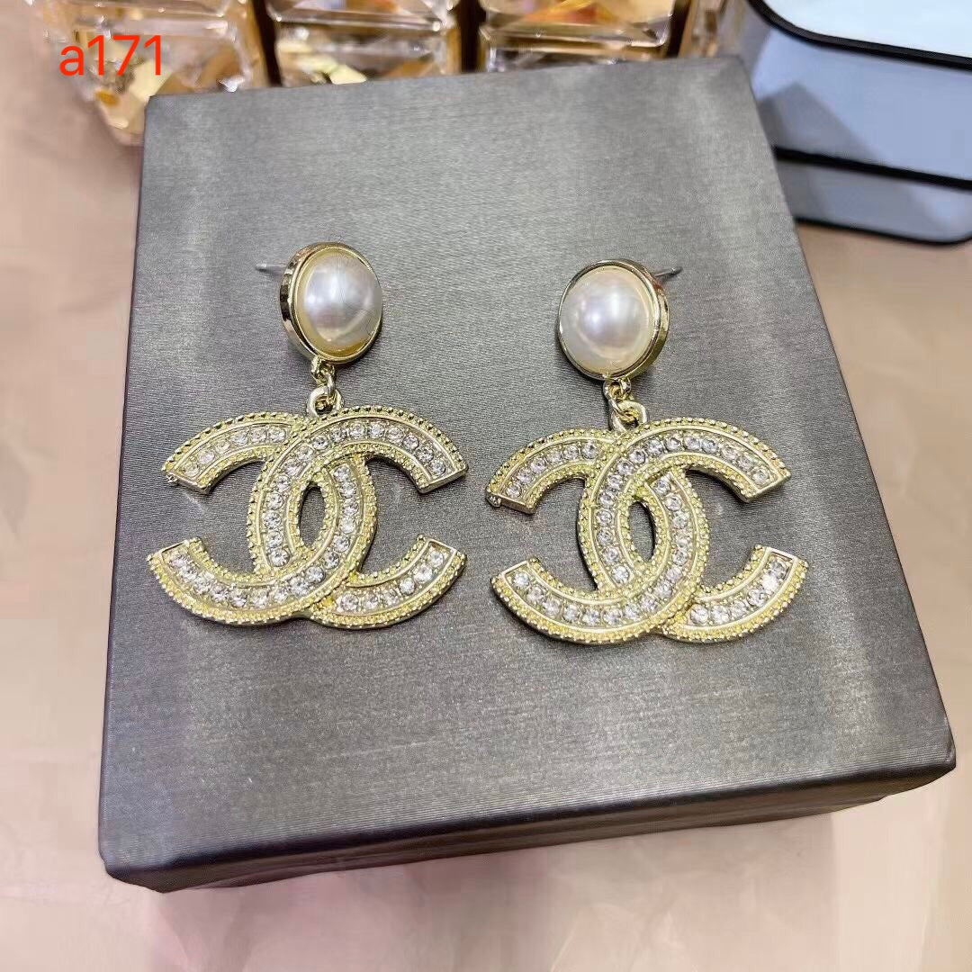 CC Pearl Drop Earring