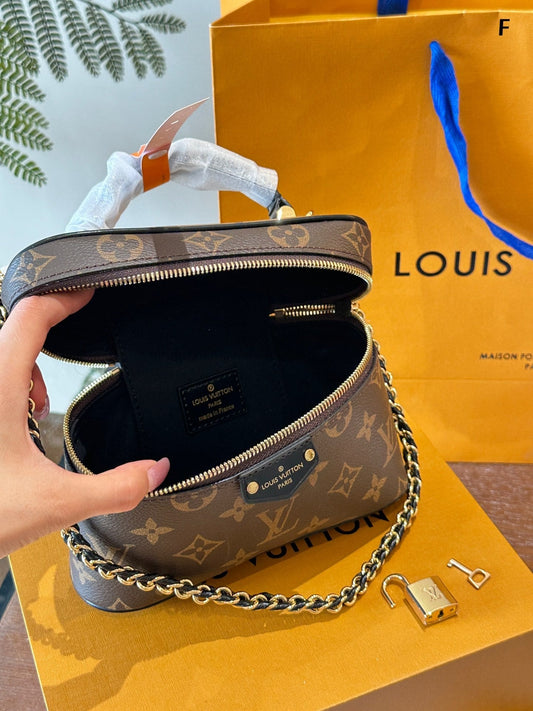 Lou Small Vanity Bag