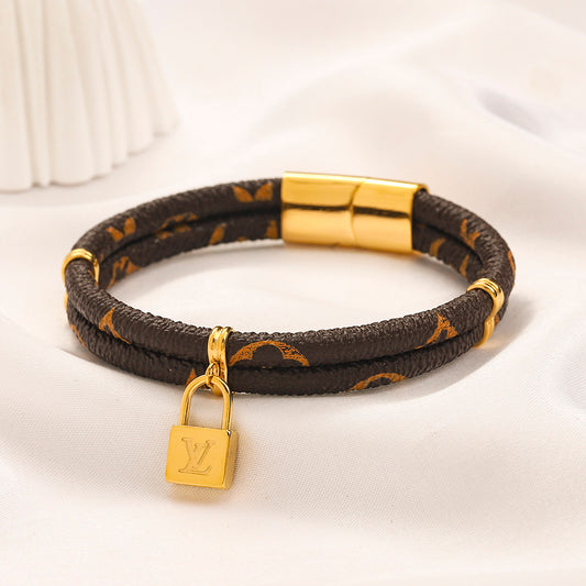 Lou Lock Charm Bangle