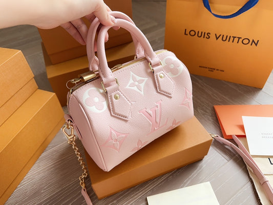 Lou Pink Speedy