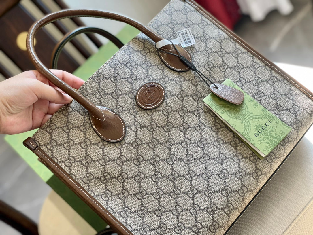 GiGi Tote Bag