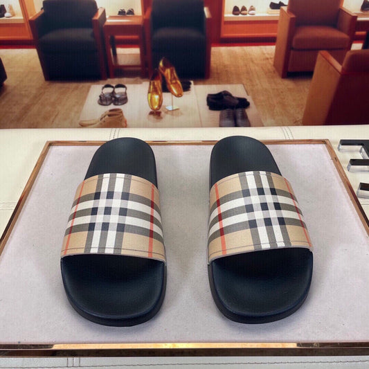 Berry Plaid Slides-Black