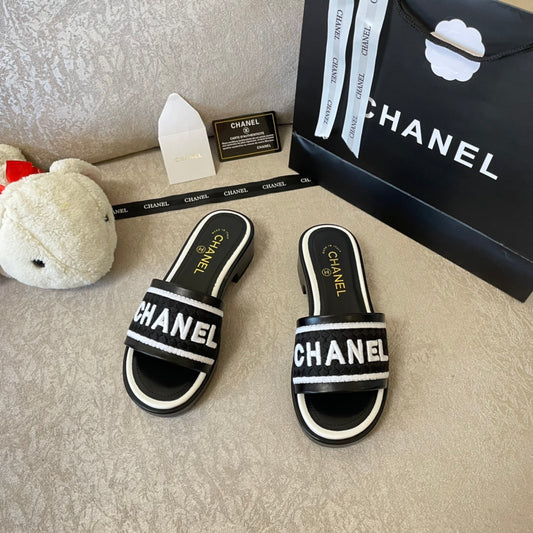 CC Black Sandals