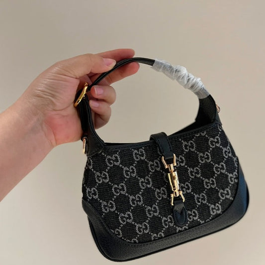 Gi Mini Shoulder Bag-Black